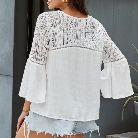 Boho White v neck floral crochet detail Blouse - Picture 3 of 6